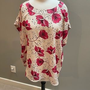 EUC Cabi topper. Size L